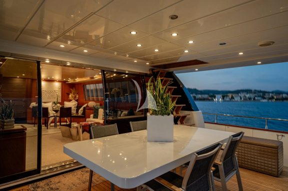 Image of WHITEHAVEN yacht #45