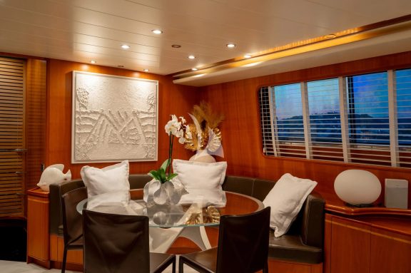 Image of WHITEHAVEN yacht #43