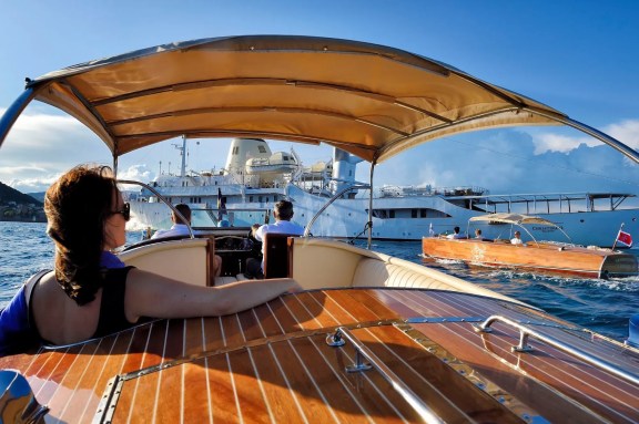 Image of CHRISTINA O yacht #10