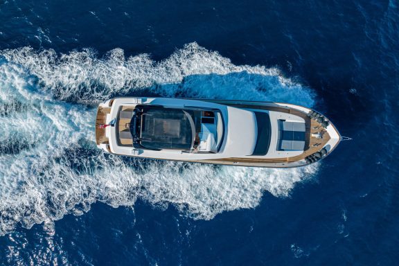 Image of WHITEHAVEN yacht #28