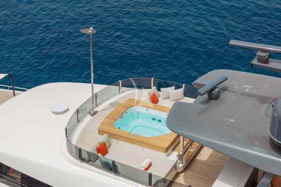 Image of DIANA II yacht #8