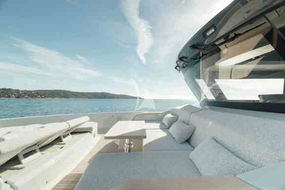 Image of BLUEGAME BG74 yacht #19