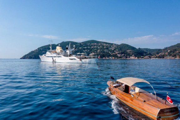 Image of CHRISTINA O yacht #5