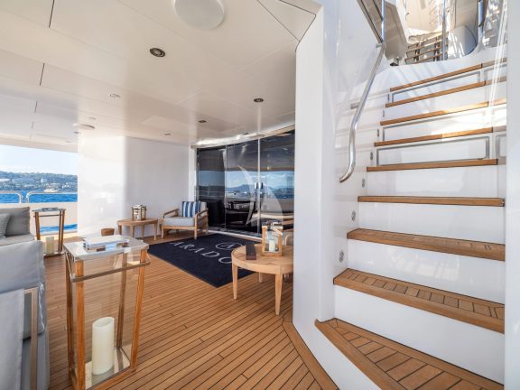 Main deck to bridge deck