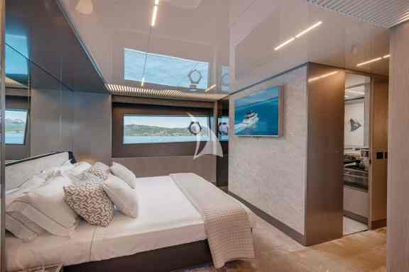 Image of E3 yacht #37