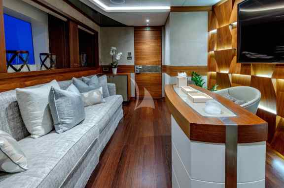 Master cabin - Office