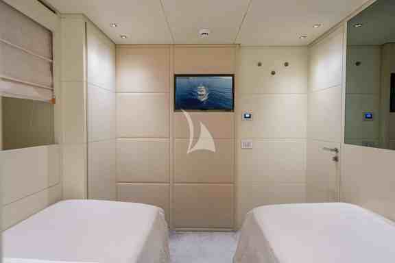 Image of UNICKA yacht #29