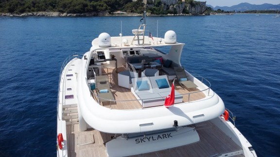 Image of SKYLARK yacht #4