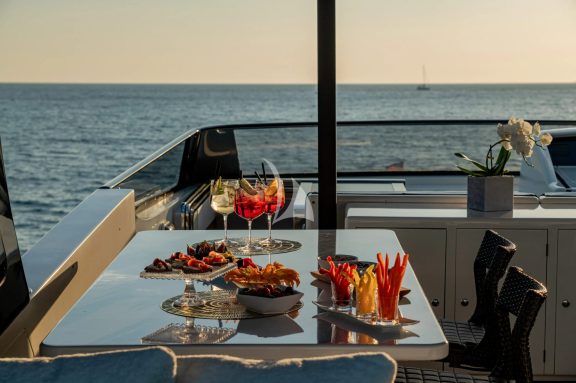 Image of WHITEHAVEN yacht #44