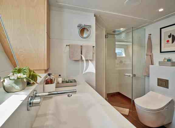 Master Cabin en suite