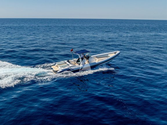 11m Scorpion Tender