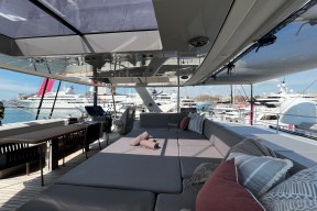 Real Yacht Image from Review