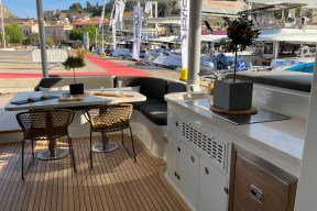 Real Yacht Image from Review