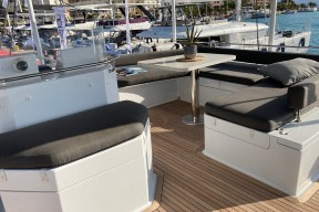 Real Yacht Image from Review