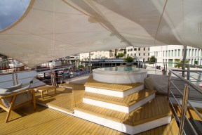 Real Yacht Image from Review