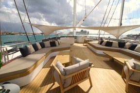 Real Yacht Image from Review