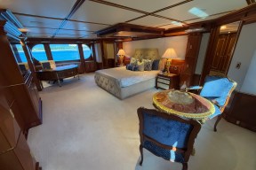 Real Yacht Image from Review