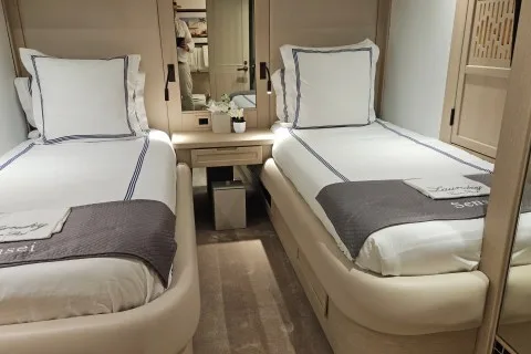 Mo's photo from the onboard visit