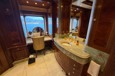 Nadja Asmus's photo from the onboard visit