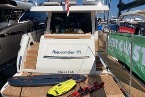 Real Yacht Image from Review