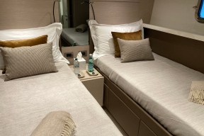 Real Yacht Image from Review