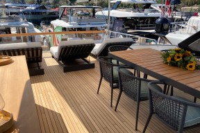 Real Yacht Image from Review