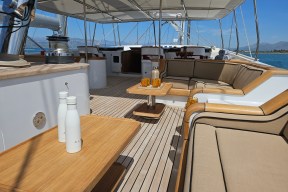 Real Yacht Image from Review