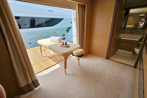 Mo's photo from the onboard visit