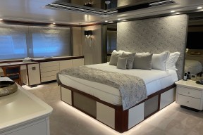 Real Yacht Image from Review