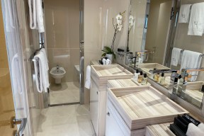 Real Yacht Image from Review