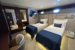 Real Yacht Image from Review