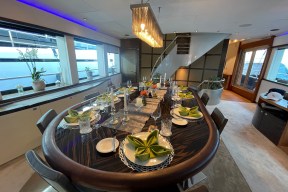 Real Yacht Image from Review