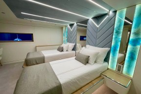 Real Yacht Image from Review