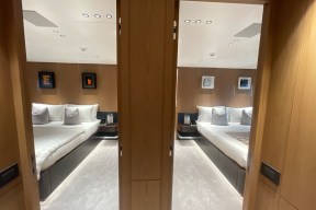 Real Yacht Image from Review