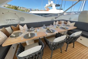 Real Yacht Image from Review