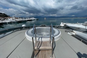 Real Yacht Image from Review