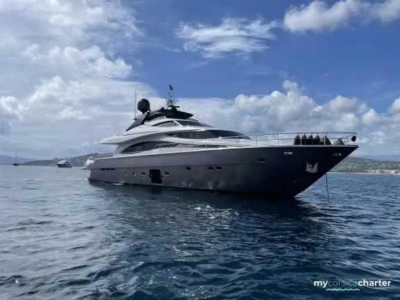 FERRETTI 881 RPH