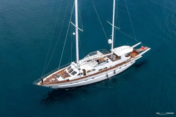 WHITE STAR OF RORC
