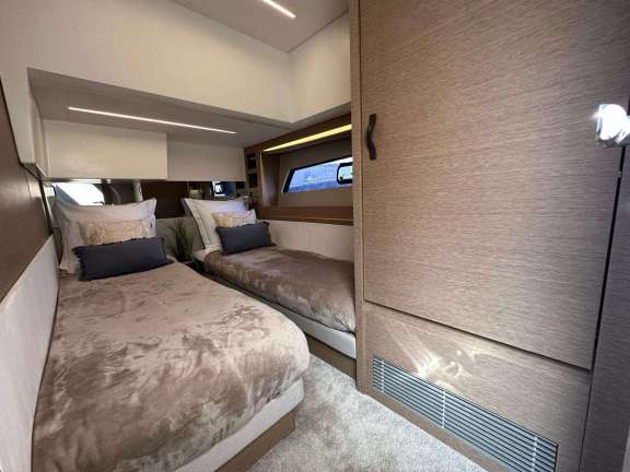 Image of L’Odyssee yacht #9