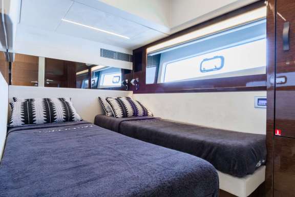 Image of Esperanza yacht #9