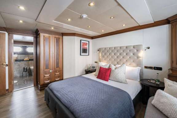 Image of IRAMA yacht #6