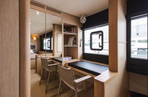 Image of L’INDECIS yacht #7