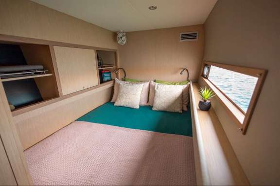 Image of L’INDECIS yacht #8