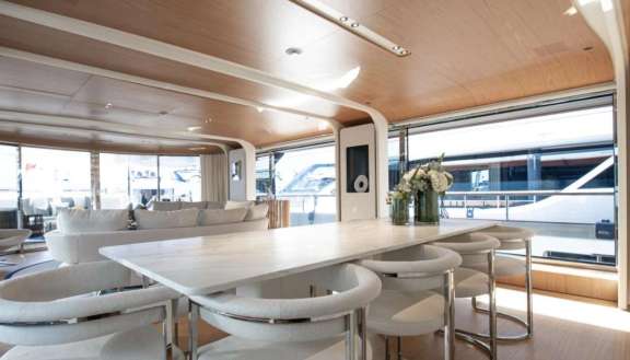 ALLURIA - Main salon (2025)