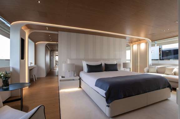 ALLURIA - Main salon (2025)