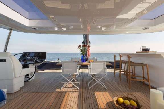 Flybridge