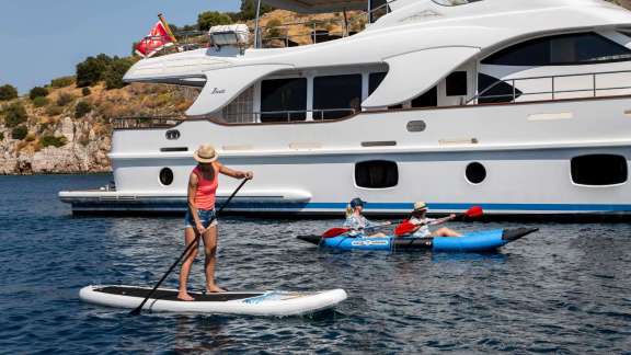 Image of REBECCA V yacht #10