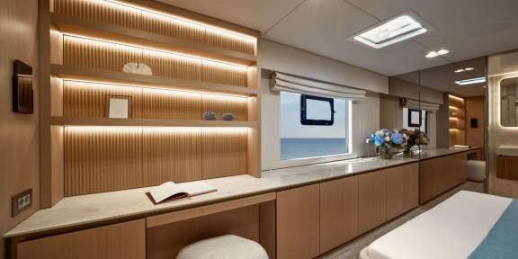 Image of TESNI yacht #13