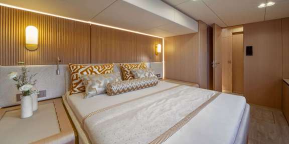 Image of TESNI yacht #16