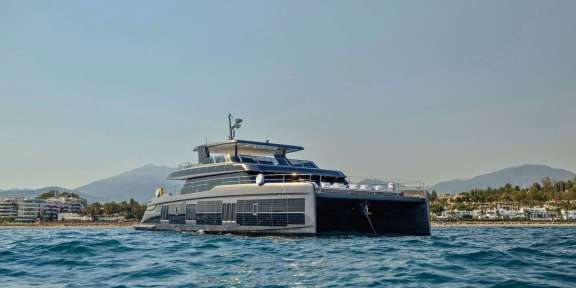 Image of TESNI yacht #2